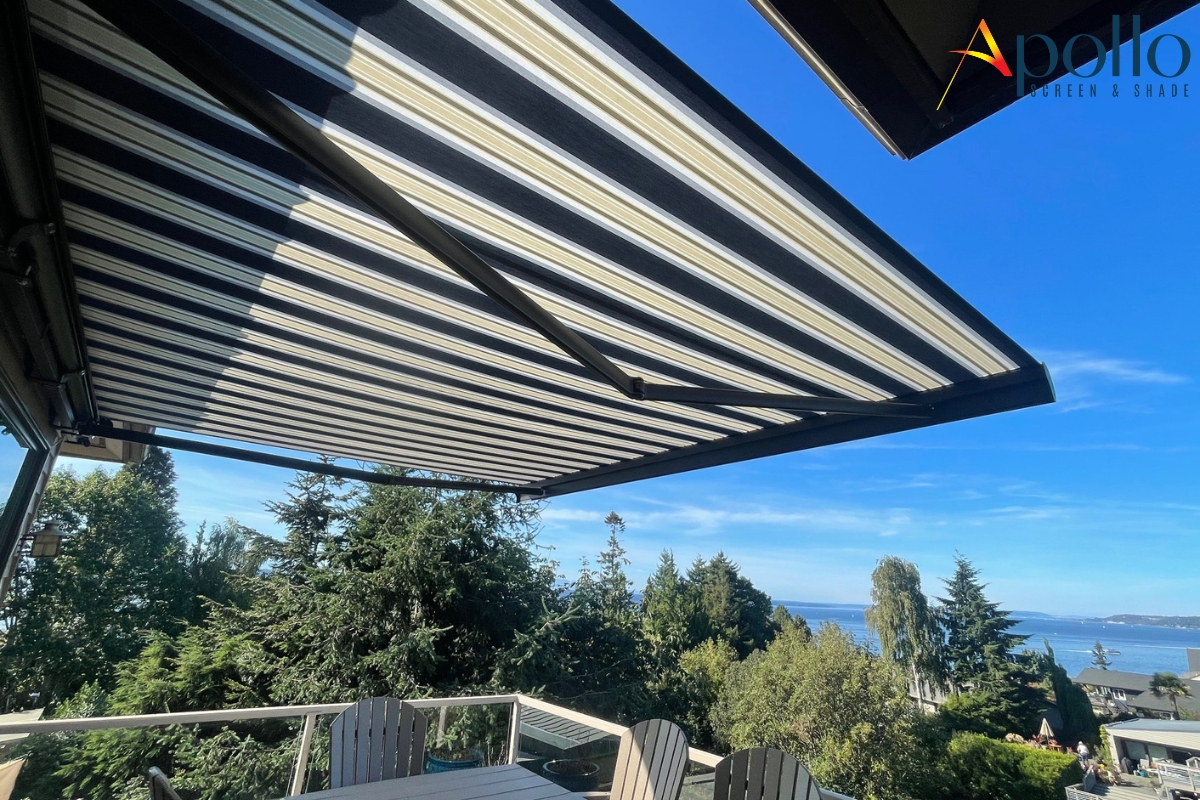 Pro Series Full Cassette Awning- Seattle, WA.jpg